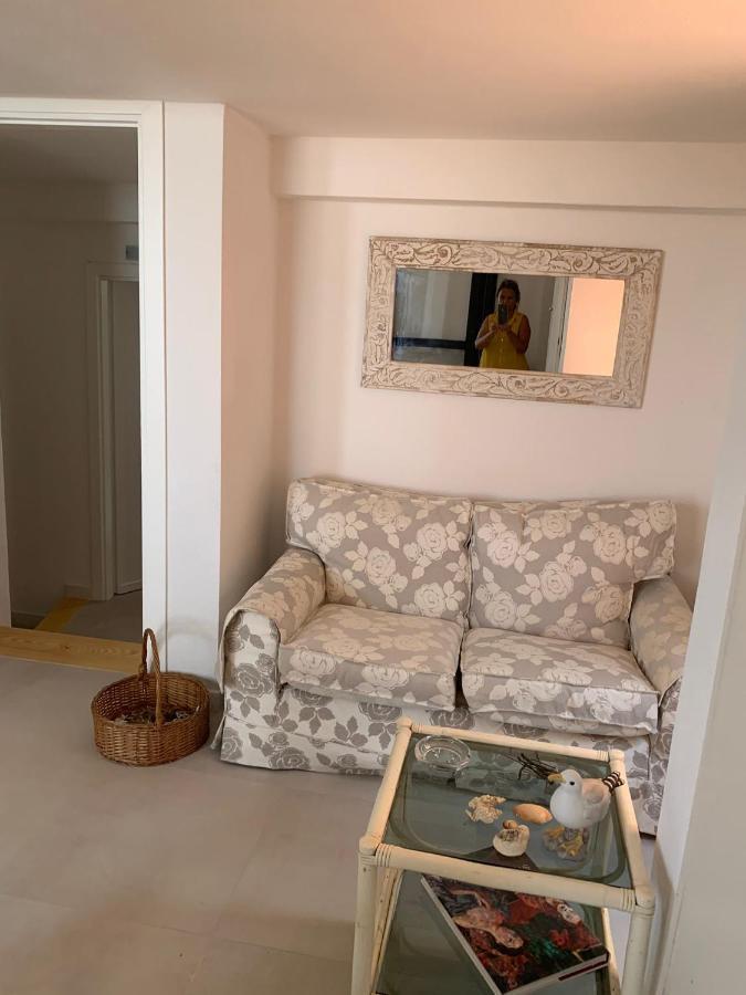 Villasimius Il Patio Sul Porto Bagian luar foto